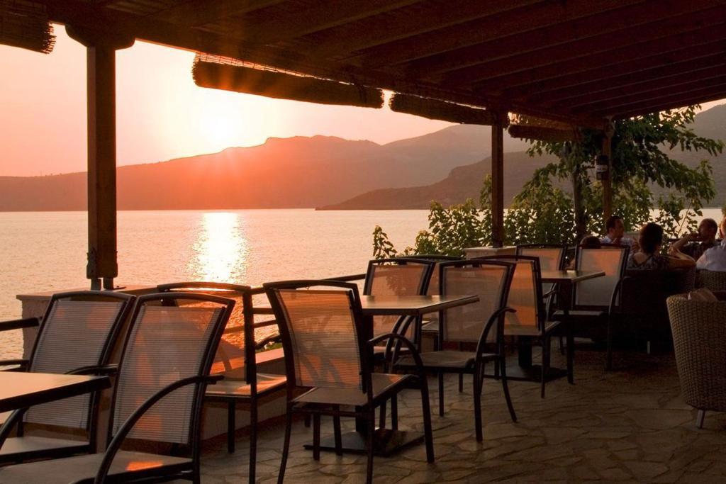Anniska Hotel Kardamyli Exterior foto