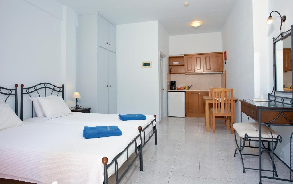 Anniska Hotel Kardamyli Habitación foto
