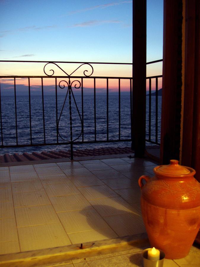 Anniska Hotel Kardamyli Habitación foto